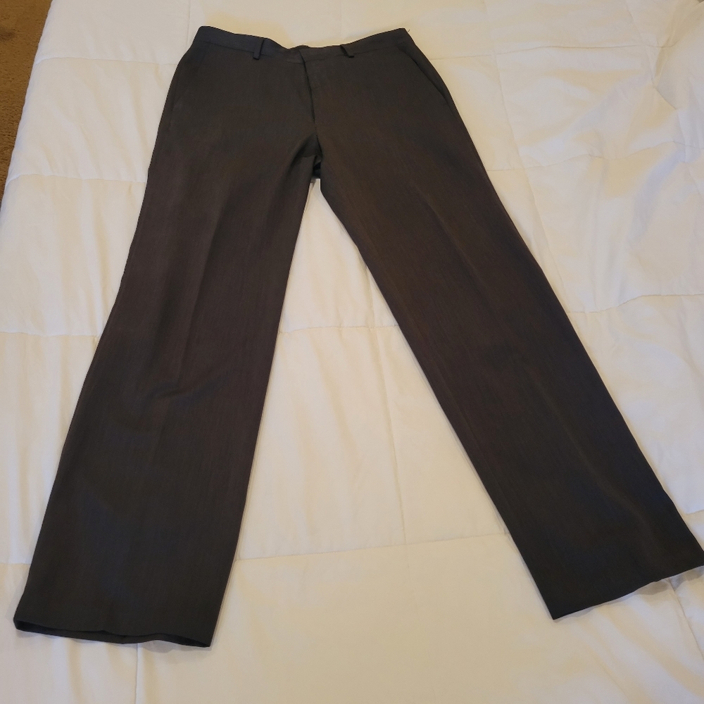 Mens dress pants Haggar 34 x 34 grey
